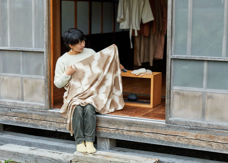 農作業着・たつけを蘇らせた石徹白洋品店が考える、地域に根ざしたの ...